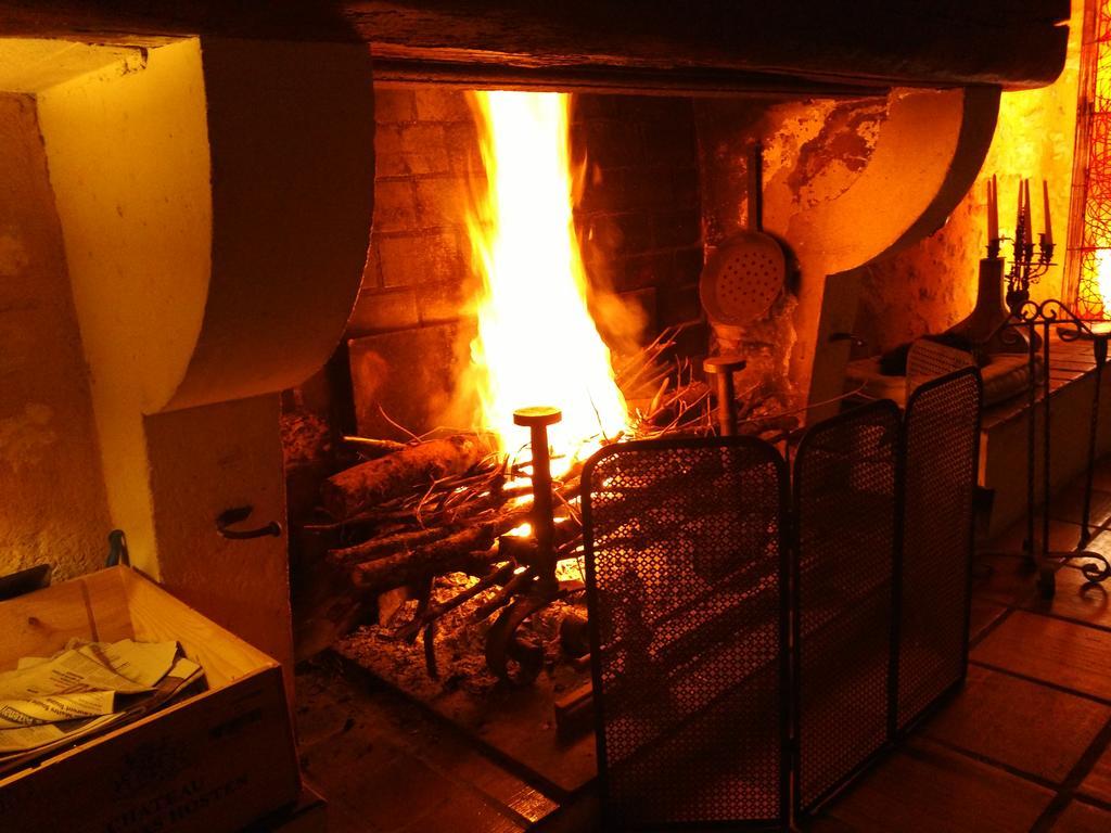 Chambre D'Hotes Le Moulin De Moulis Экстерьер фото